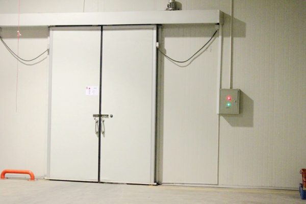 cold storage thermal insulation sliding door